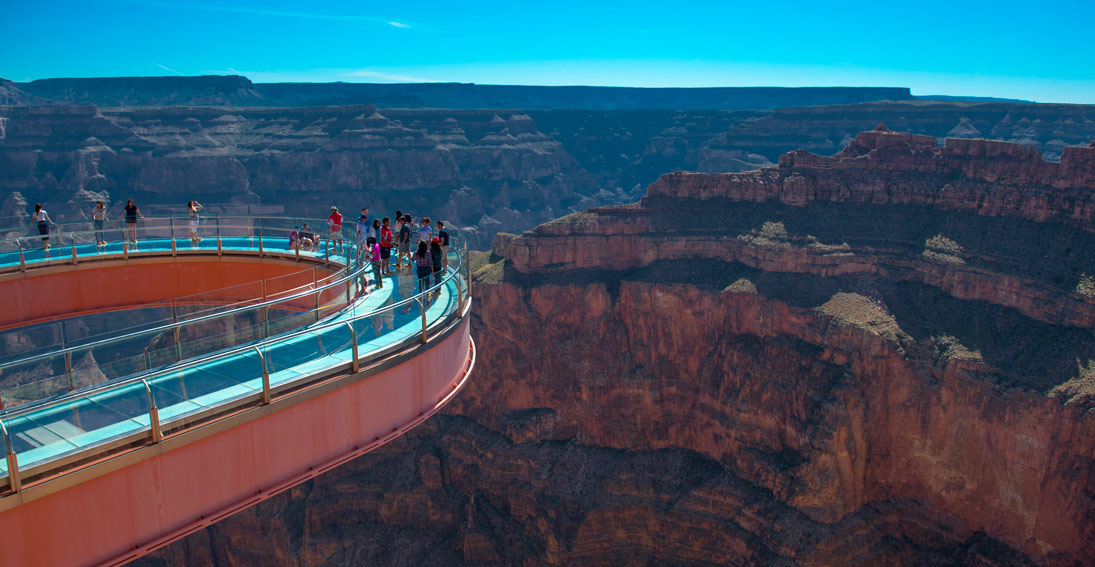 A  Grand Canyon Skywalk tour