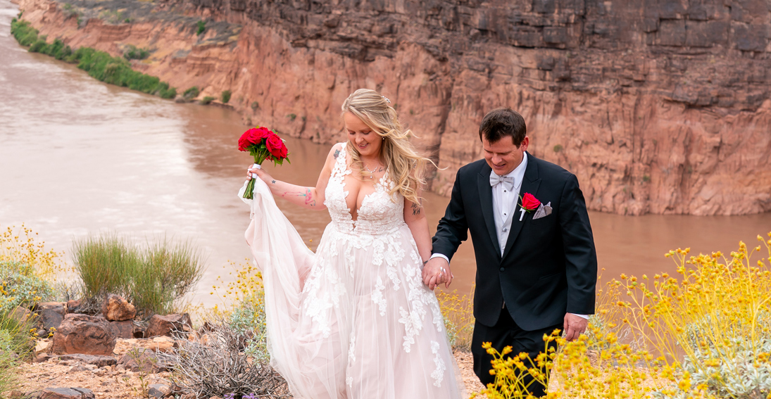 A couple’s love radiating during their romantic Grand Canyon wedding