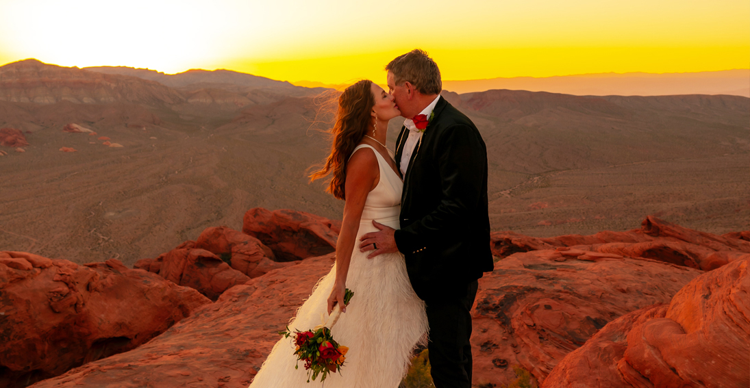 Romantic helicopter wedding provides incredible panoramic views of Valley of Fire's unique desert landscape 